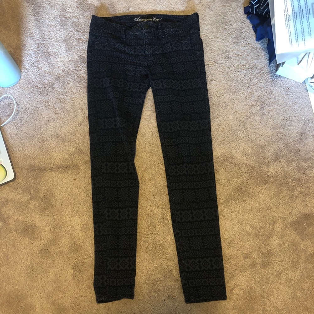 2/20 American Eagle Printed Jeggings
